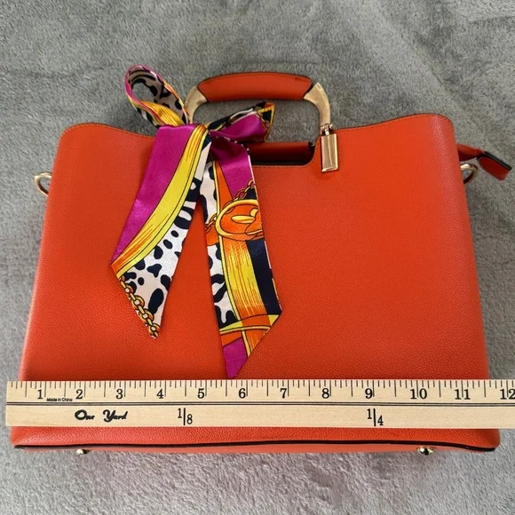 🧡GUC Orange Structured Handbag 🧡 - Picture 9 of 13